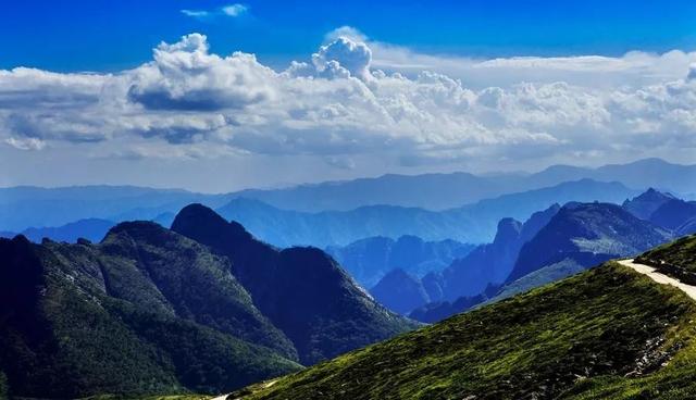 【環(huán)?！筷兾鞣e極整治秦嶺北麓西安境內(nèi)違建別墅(組圖)