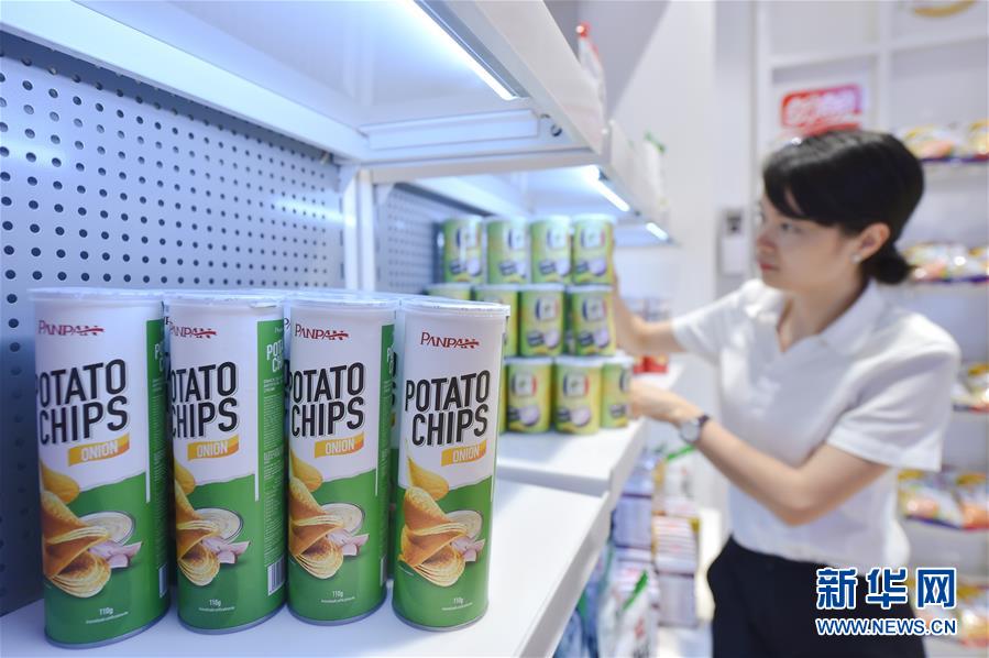 (新華全媒頭條·壯闊東方潮 奮進(jìn)新時(shí)代——慶祝改革開放40年·圖文互動)(5)敢為天下先 愛拼才會贏——“晉江經(jīng)驗(yàn)”啟示錄